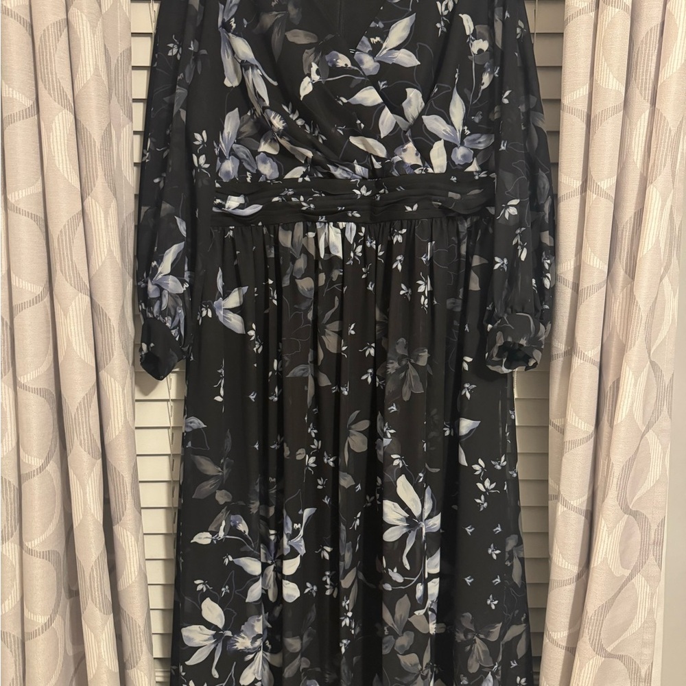 Adrianna Papell Black and White Floral Long Sleeve Dress